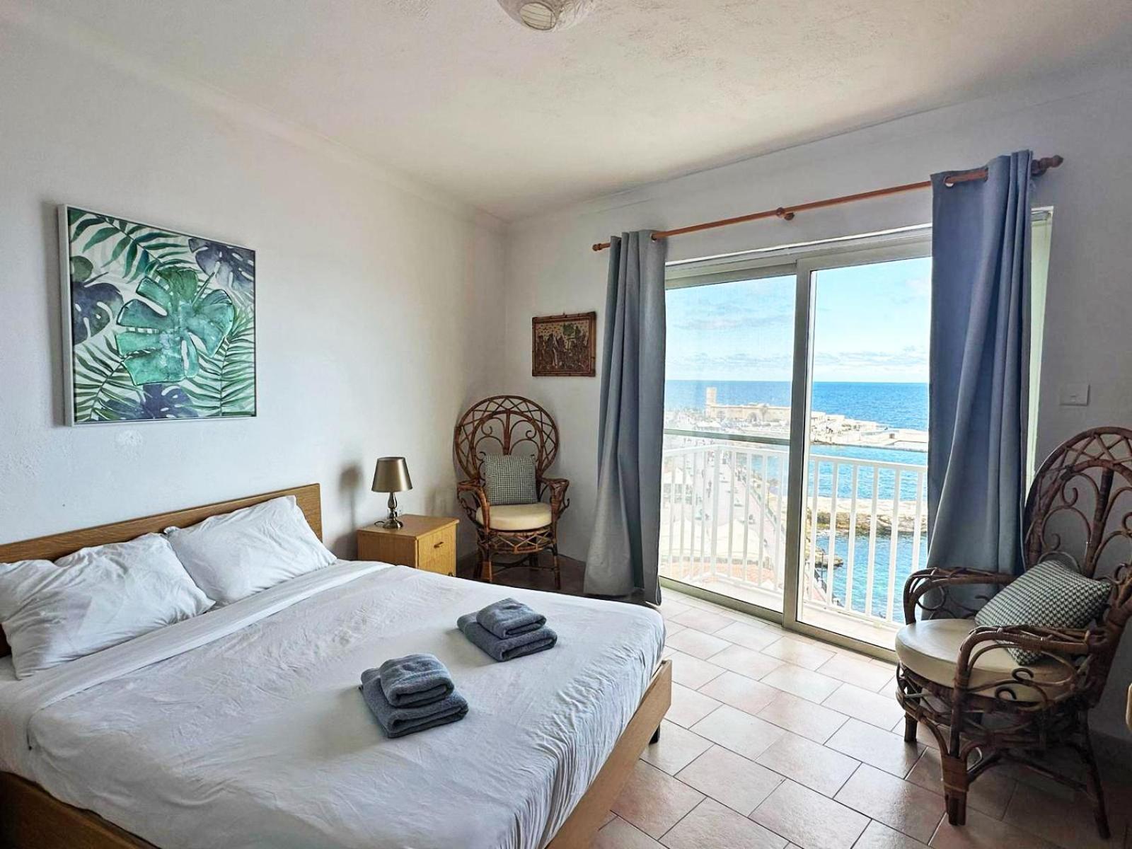 6Th Floor Seafront Apartment With Open Sea Views 斯利马 外观 照片